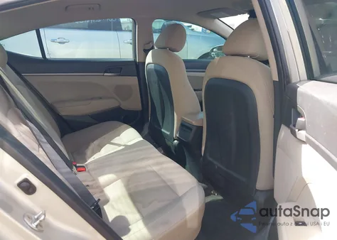 2017 Hyundai Elantra Se z USA, uszkodzony, nr VIN 5NPD74LF3HH167259